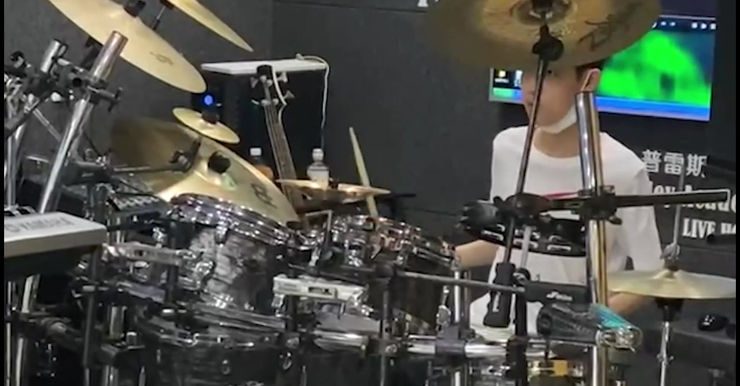 Drum stand